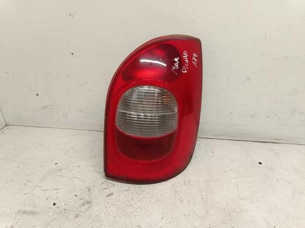 FEU ARR DROIT CITROEN XSARA PICASSO 1999-2004 - Vue 1